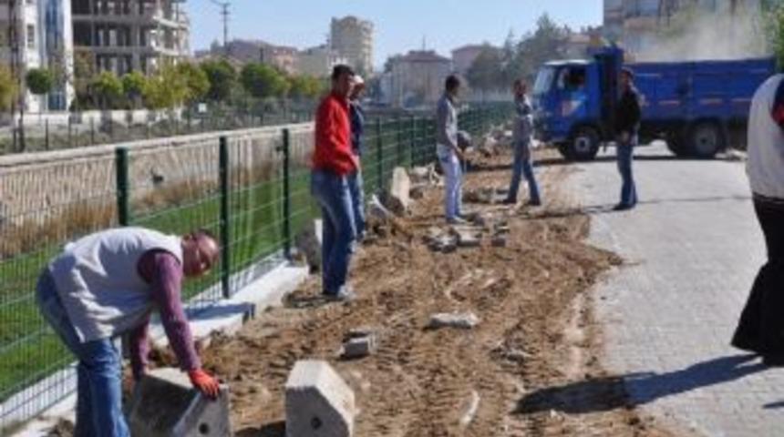 Sorgun Eğri&ouml;z Deresine G&uuml;venlik Teli &Ccedil;ekiliyor
