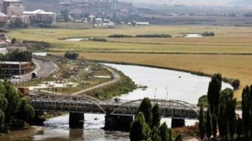 Tarihi Ardahan K&ouml;pr&uuml;s&uuml; Restore Edilerek Turizme Kazandırılacak