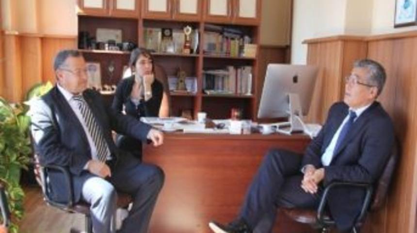 G&uuml;m&uuml;ş: &ldquo;ayrıştıran Değil B&uuml;t&uuml;nleştiren Aday Olma Gayretindeyim&rdquo;