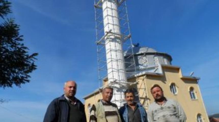 Onurlu K&ouml;y&uuml; camisine minare yapılıyor