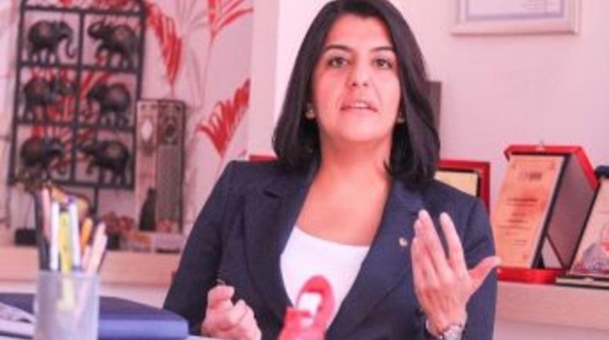 &Ouml;zden: "tasarı Yasalaşırsa Kadın İstihdamı Sekteye Uğrar"