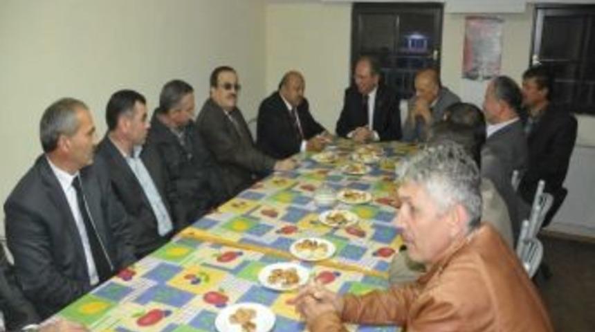 Burma, Akkuşluların Konuğu Oldu