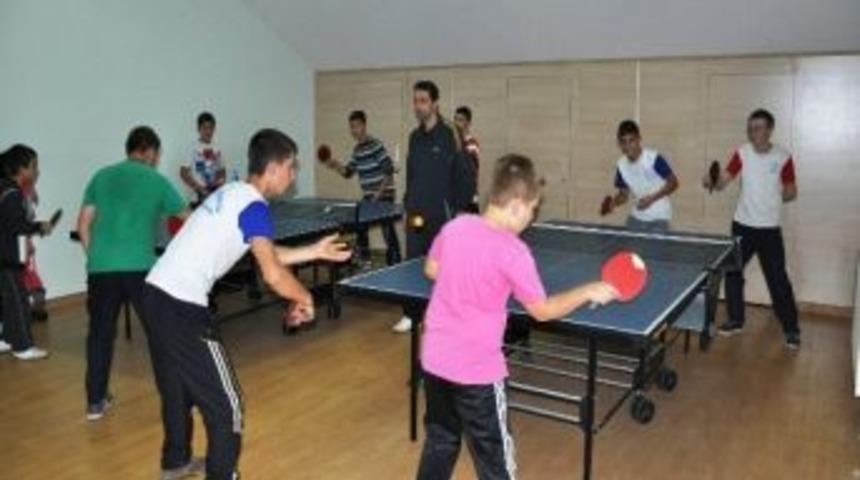 D&uuml;zce&rsquo;de Masa Tenisi Y&uuml;kselişe Ge&ccedil;ti