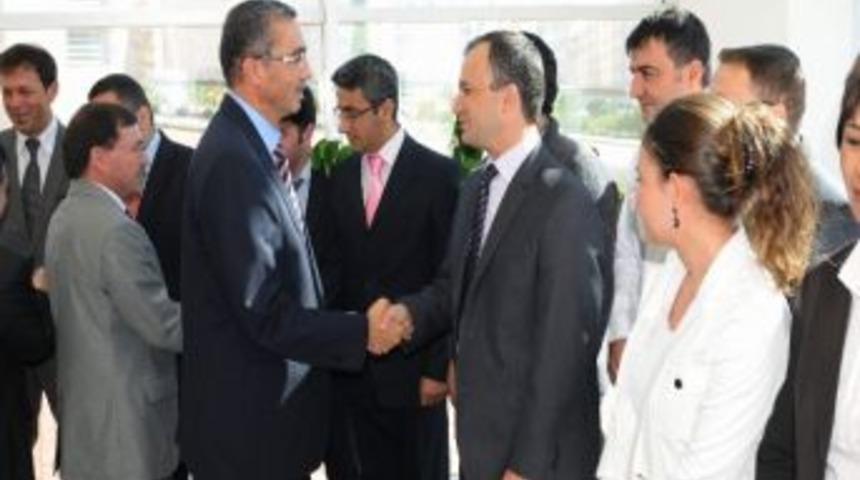 7 Aralık Üniversite’sinde Bayramlaşma Töreni Düzenlendi