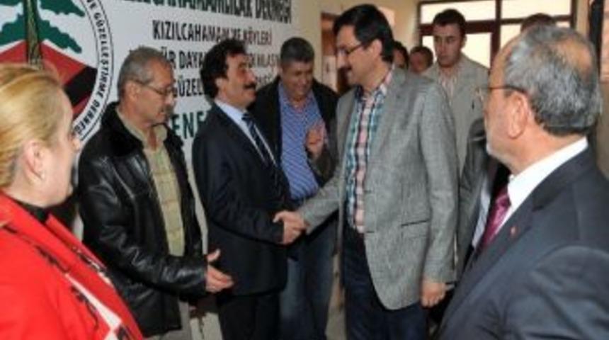 Belediye Başkanı Ak, Hemşehri Derneklerini Ziyaret Etti