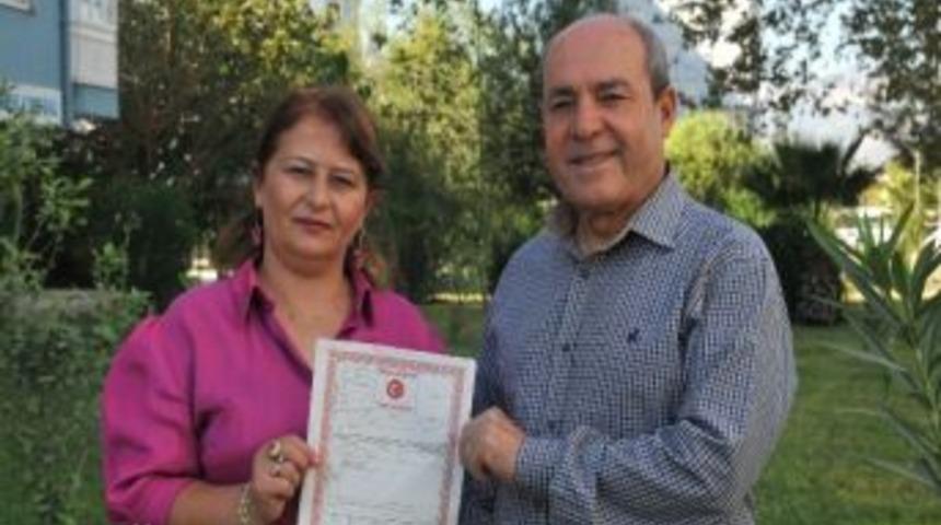 Başkan T&uuml;t&uuml;nc&uuml;'ye 'tapu' Teşekk&uuml;r&uuml;