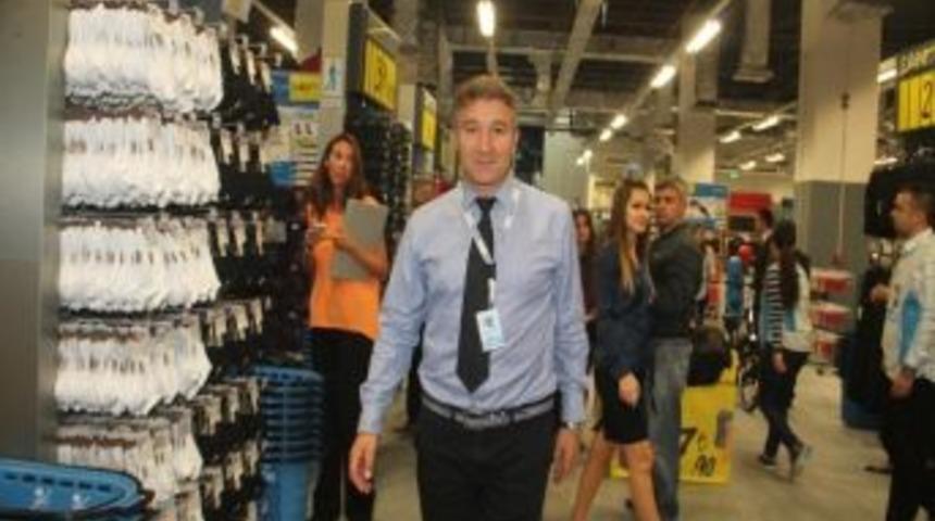 Akdeniz&rsquo;in En B&uuml;y&uuml;k Spor Mağazası A&ccedil;ıldı