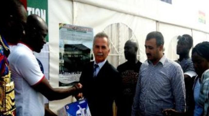 Gana T&uuml;rkiye Eğitim G&ouml;n&uuml;ll&uuml;leri Derneği Yetimhanesine Malzeme Desteği