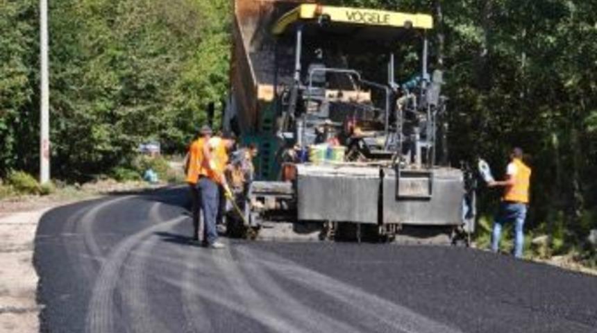 Kartepe K&ouml;y Yollarının Bakımı Yapıldı