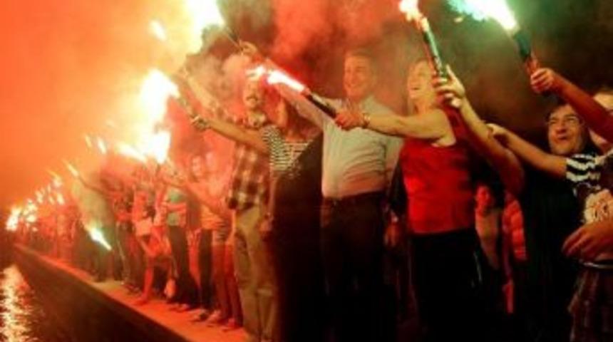 Karşıyaka&rsquo;da Cumhuriyet'in 90. Yılına Muhteşem Kutlama