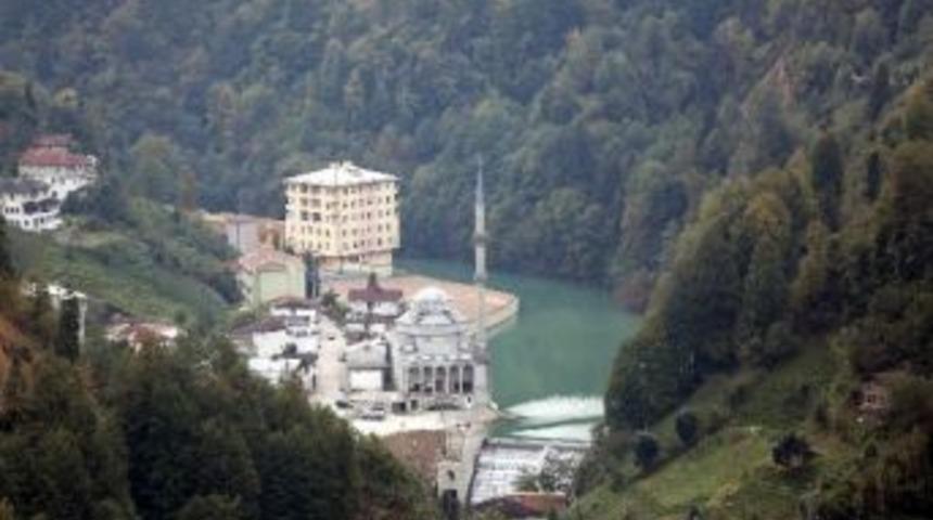 Yapay G&ouml;lde Elektrik &Uuml;retecekler