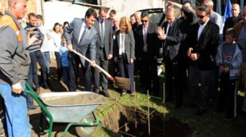 Murad H&uuml;davendigar, Adını Taşıyan K&uuml;lt&uuml;r Merkezinde Yaşatılacak