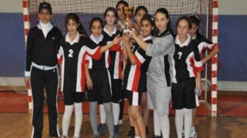 Okul Sporları Branş Ve Dağılım Formu Tekrar Doldurulacak