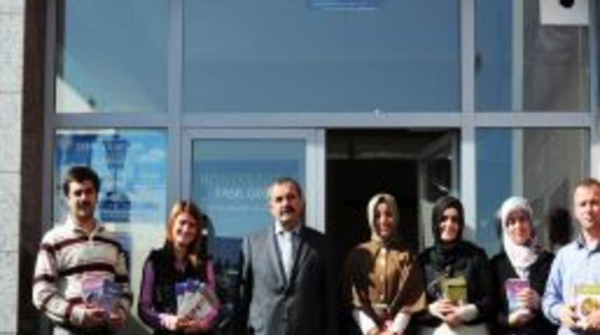 Belediyeden &Ouml;ğrencilere 15 Bin Kitap Hediye