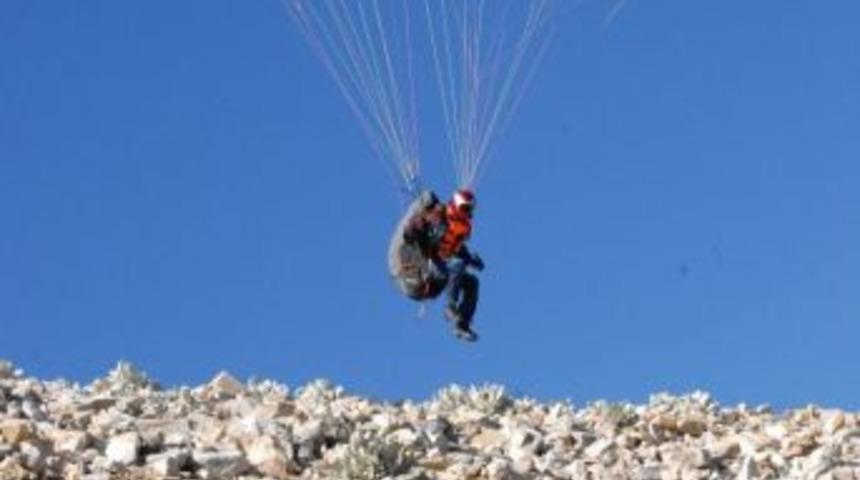 14. &Ouml;l&uuml;deniz Hava Oyunları Nefes Kesiyor