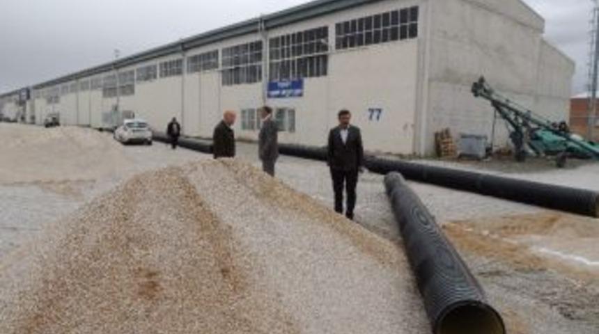 Borsa Kompleksindeki 33 İşyerinin Alt Yapısı Tamamlandı