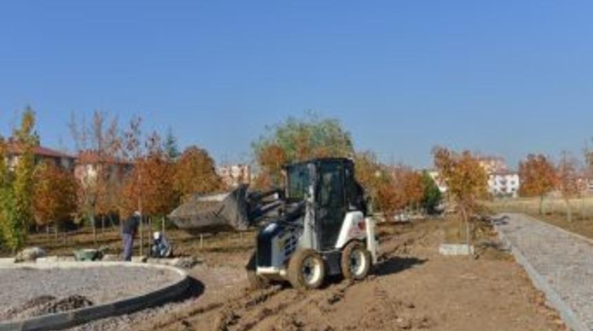 Tepebaşı Belediyesi&rsquo;nin Yeşil Alan &Ccedil;alışmaları