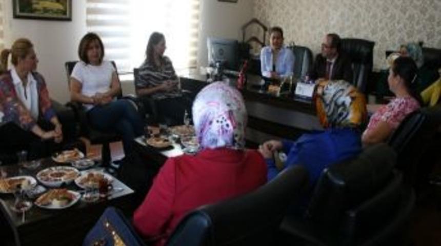 İş Kadınları Ak Parti’yi Ağırladı