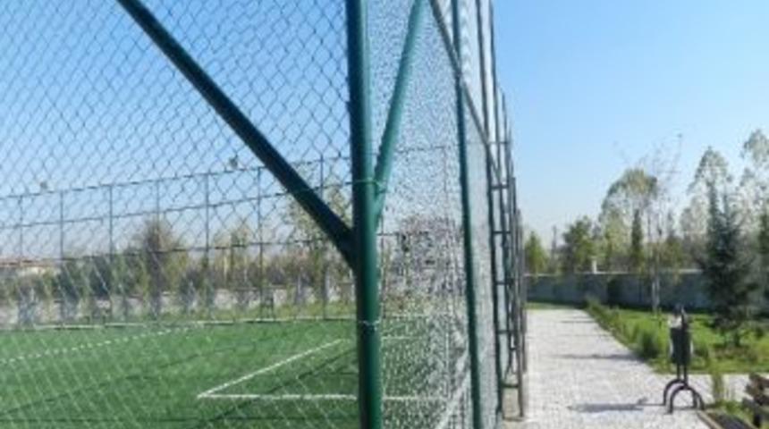 D&uuml;zce Belediyesi El Attı