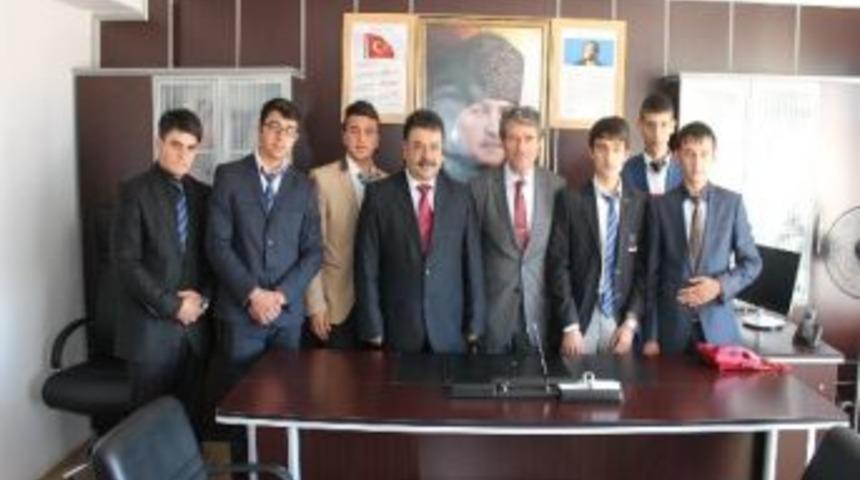 Akdağmadeni Ticaret Meslek Lisesi &Ouml;ğrencileri Macaristan&rsquo;a Gidiyor