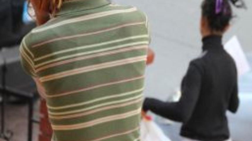 Evlerden Hırsızlık Yapan Kızlar Yakalandı