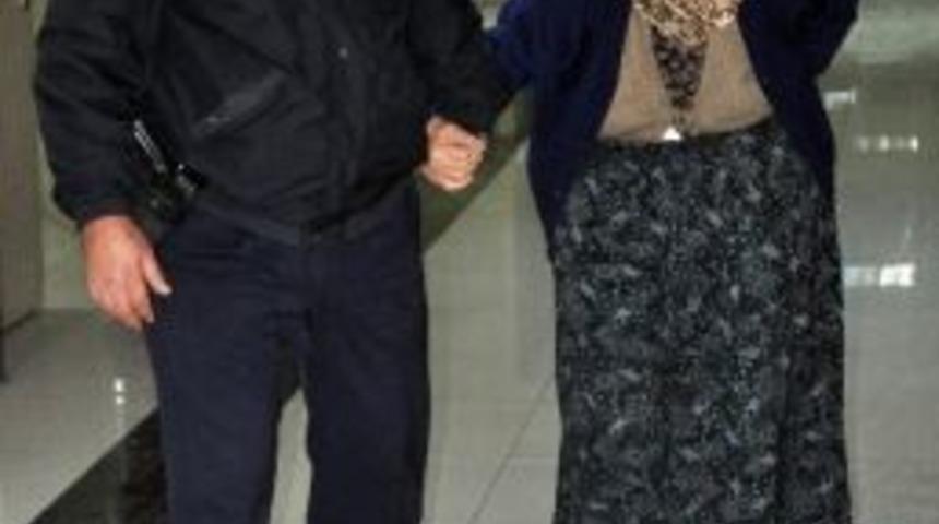 80 yaşındaki kadına evlat dayağı