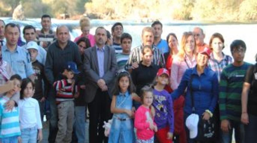 Emniyet M&uuml;d&uuml;rl&uuml;ğ&uuml; 50 Engelli &Ouml;ğrenci Ile Ailelerini Manavgat'ta Ağırladı