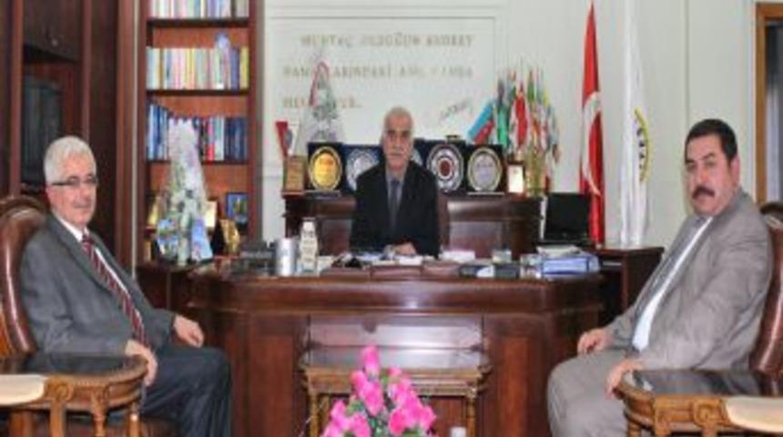 G&uuml;n Işığı Derneği'nden Başkan Ağaoğlu&rsquo;na Ziyaret