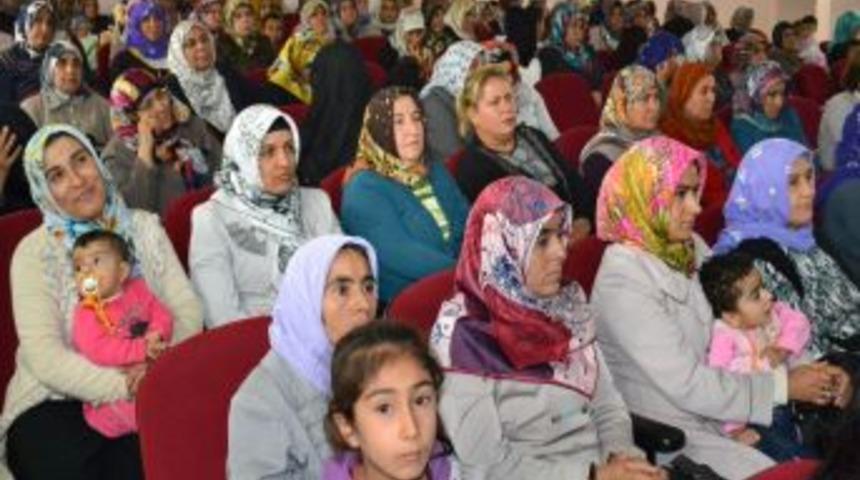 Belediye 100 Kadına Daha Mikro Kredi Dağıttı