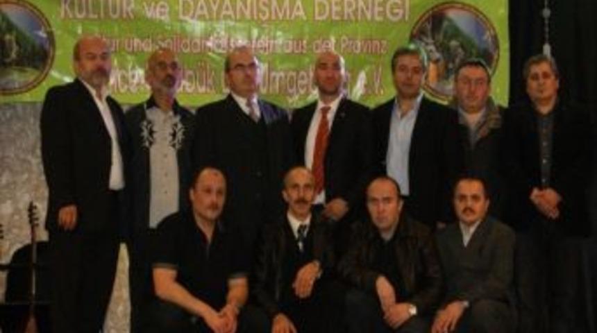 Karab&uuml;kl&uuml;lerden Dostluk Gecesi