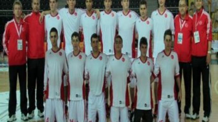 7. Zihinsel Engelliler Basketbol Şampiyonasında T&uuml;rkiye, Polonya'ya 50-42 Mağlup Oldu