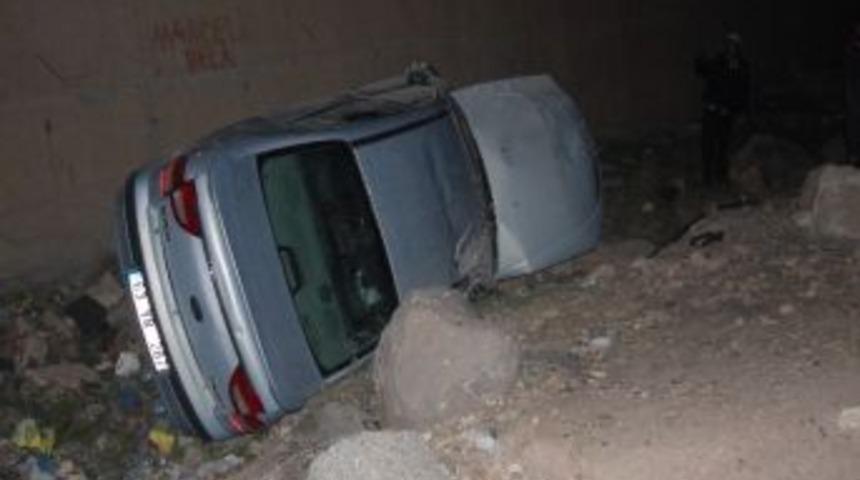 Otomobil Şarampole U&ccedil;tu: 6 Yaralı