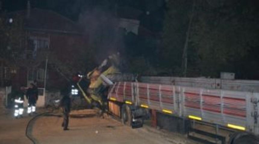 Kula&rsquo;da Zincirleme Kaza: 12 Yaralı