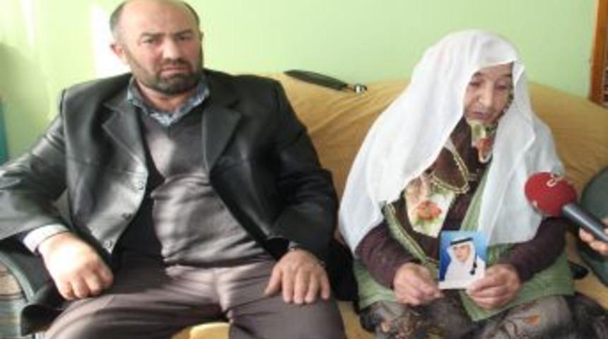 87 Yaşındaki Saliha Nine, 28 Yıldır Kayıp Oğlu I&ccedil;in Ağlıyor