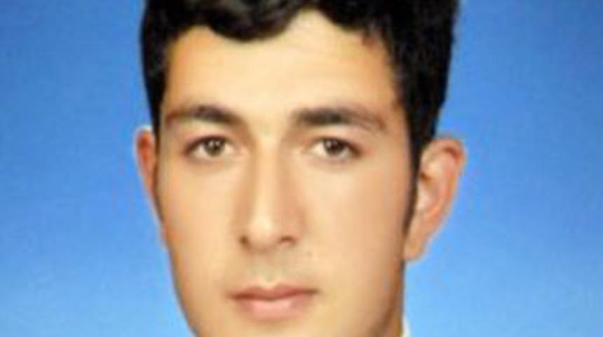 Liseli genci &ouml;ld&uuml;r&uuml;p ormana g&ouml;md&uuml;ler