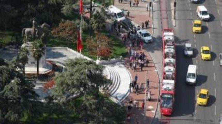 Bursa Raylı Ulaşımı Sevdi