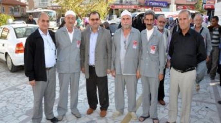 Kırkağa&ccedil;'lı Hacılar Huzur İ&ccedil;inde D&ouml;nd&uuml;