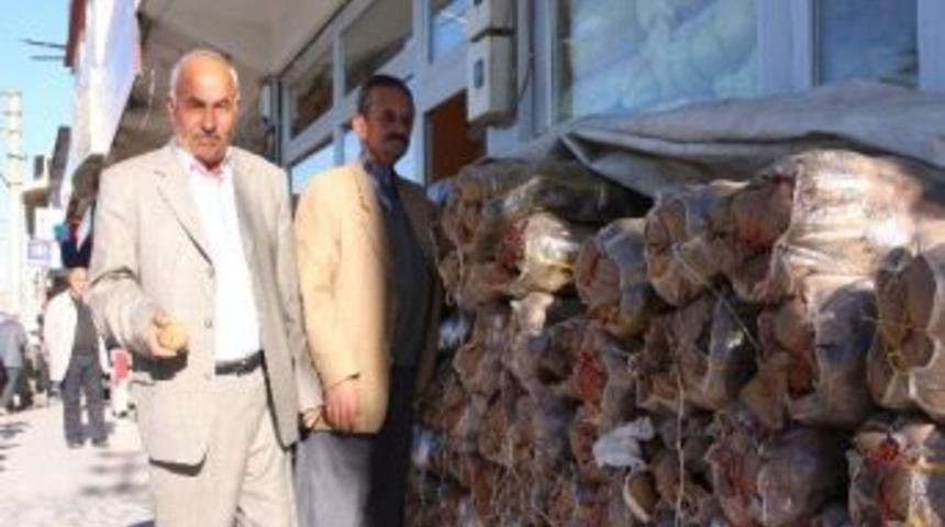 Ahlat Patatesinde Verim D&uuml;ş&uuml;k Fiyat Y&uuml;ksek