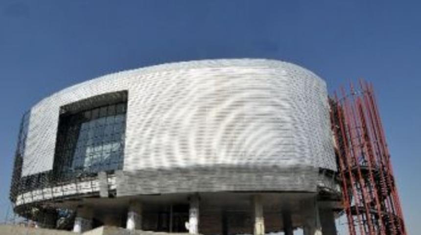 Neşet Ertaş Sanat Ve Gösteri Merkezi Kapılarını Açmaya Hazırlanıyor