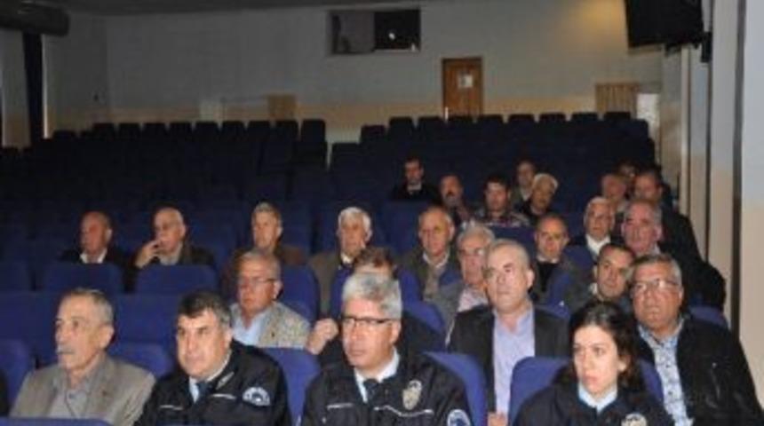 Muhtarlara Aks Bilgilendirmesi