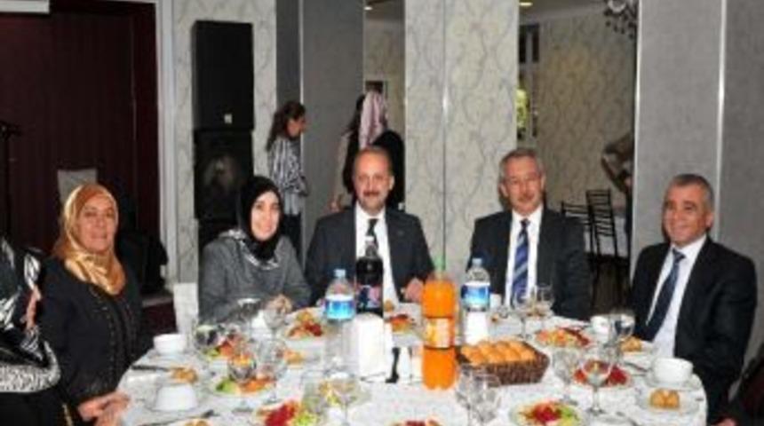 Akg&uuml;l, Aile Merkezi &Ouml;ğretmenleriyle Bir Araya Geldi