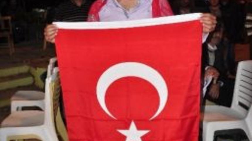 Ahmetli&rsquo;li 93/4 Tertip Askerler Eğlence D&uuml;zenledi