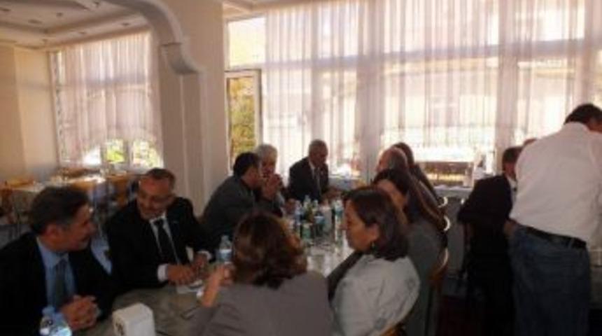 Koyulhisar Myo Devri İ&ccedil;in Komisyonlar Bir Araya Geldi