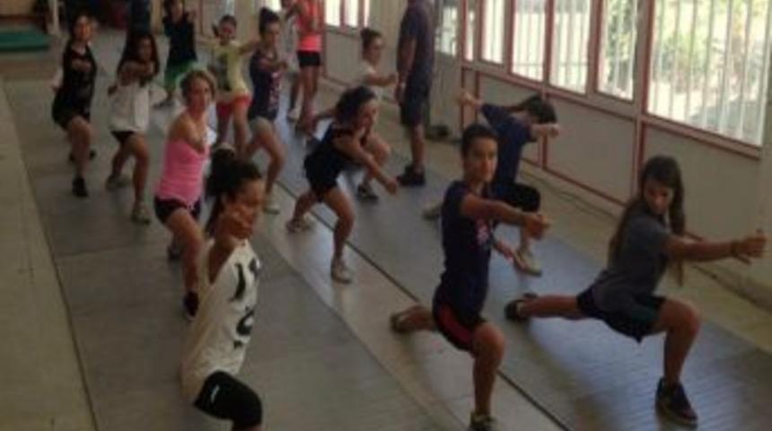 Eskrim B&uuml;y&uuml;kler T&uuml;rkiye Şampiyonası 26-27 Ekim'de Kemer'de Yapılacak