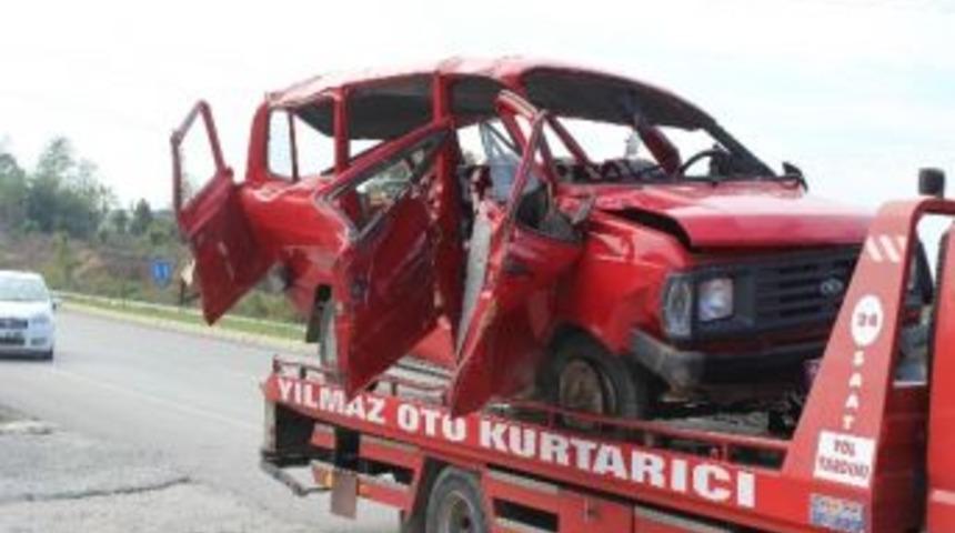 &Ccedil;arşamba'da Trafik Kazası: 7 Yaralı