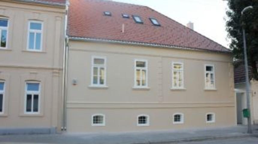 Aliya İzzetbegovi&ccedil;'in Doğduğu Evin Restorasyonu Tamamlandı