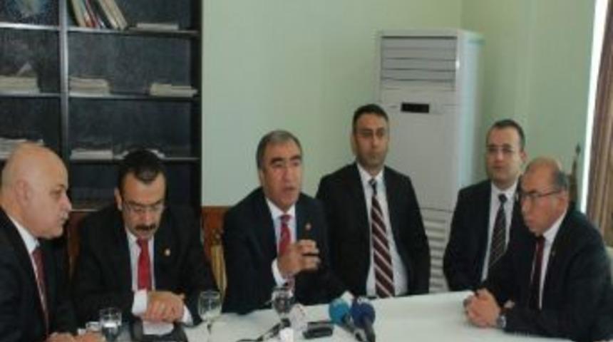 Mhp&rsquo;li &Ouml;zt&uuml;rk, Kandil&rsquo;e Sert &Ccedil;ıktı