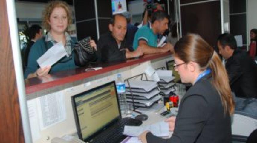 SGK, 'vaktiniz Değerli' Diyerek Randevulu Gelin Talebinde Bulunuyor