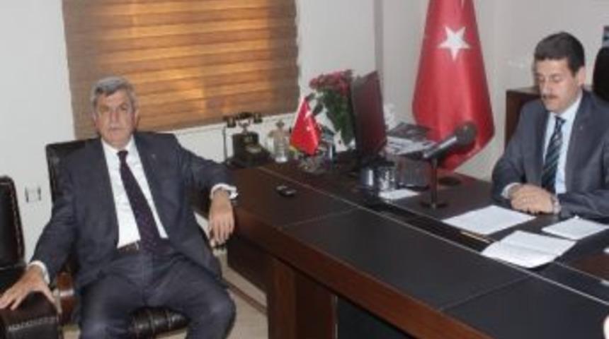 Başkan Karaosmanoğlu Adaylığını A&ccedil;ıkladı