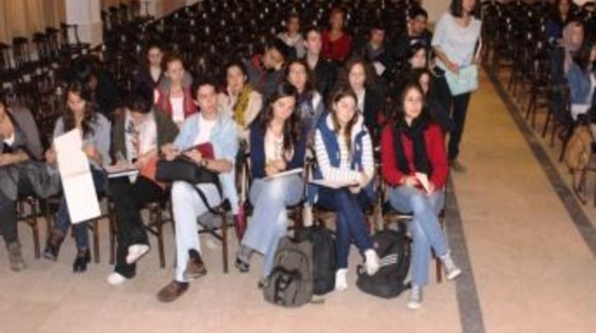 Ayvalık Belediyesi&rsquo;nden Kentsel Planlama Dersi